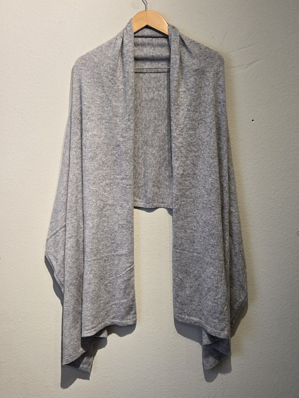 Cashmere Wrap Shawl Womens One Size Grey Heathered Preppy Old Money